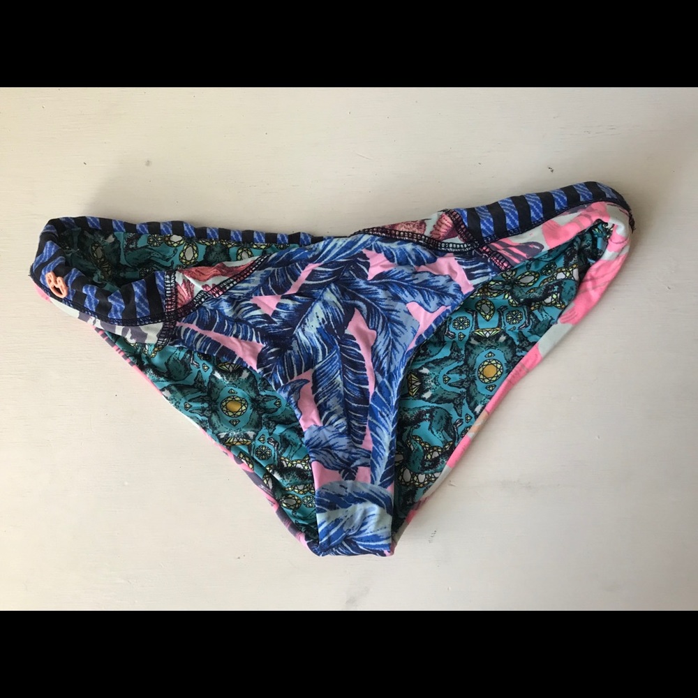 multicolor swimsuit bottoms